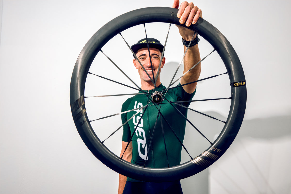 FARSPORTS: Carbon Wheels Made for Cyclicts by Cyclists