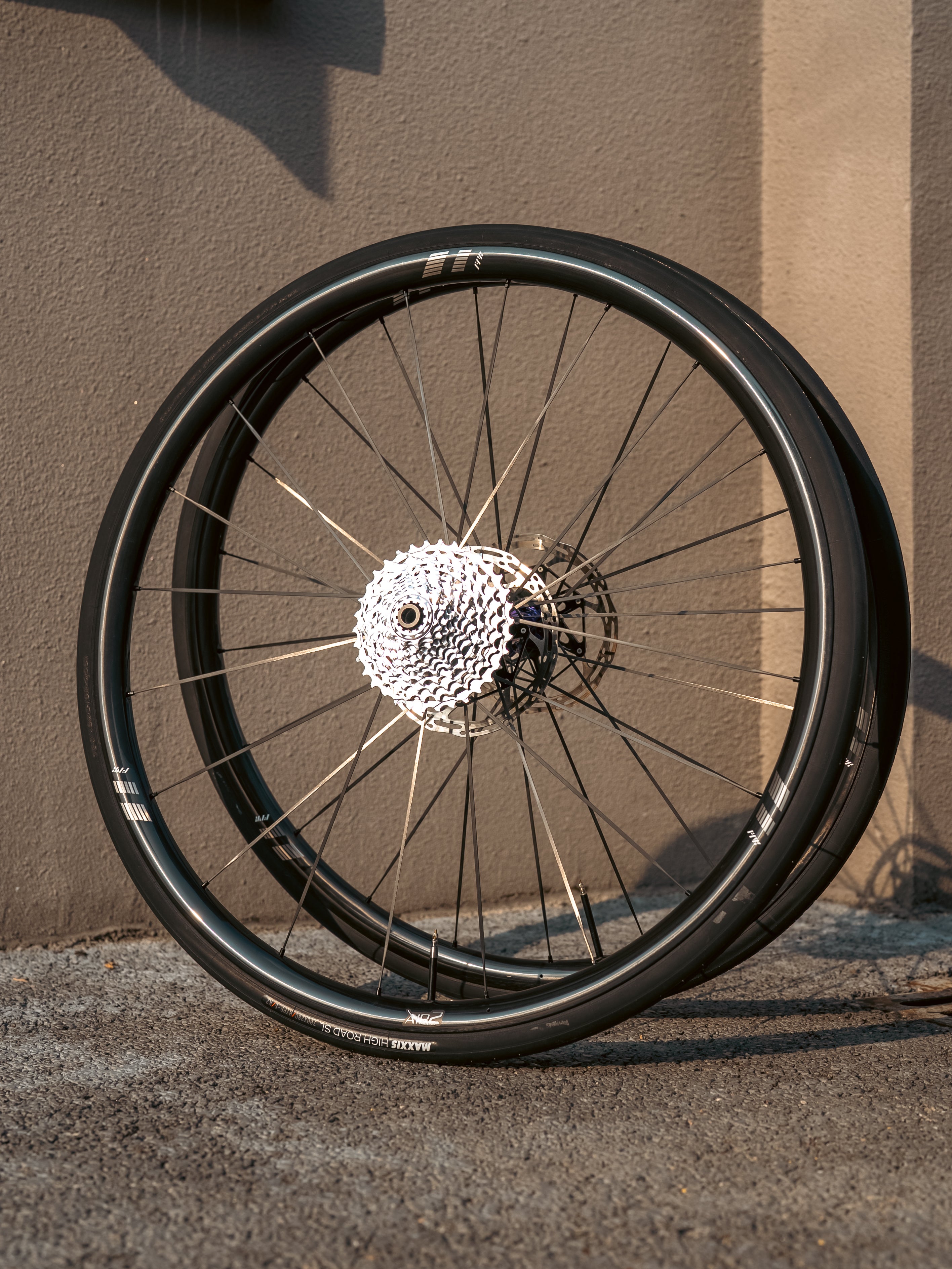NEW AIR2 Carbon Spoke Climbing Wheel