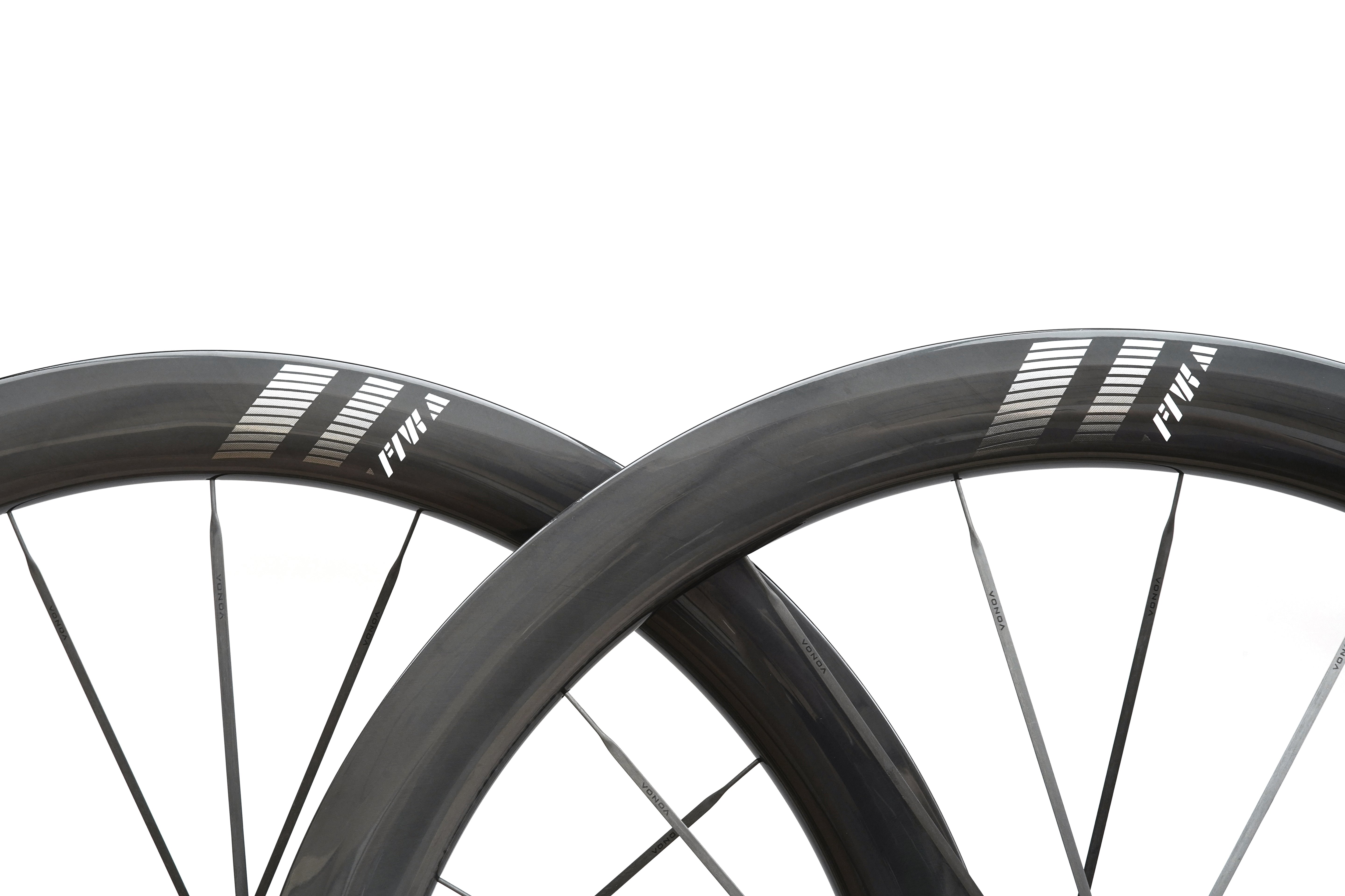 The New Ultimate EVO S5 Integrated Carbon Spokes With Hub Flange Wheelset