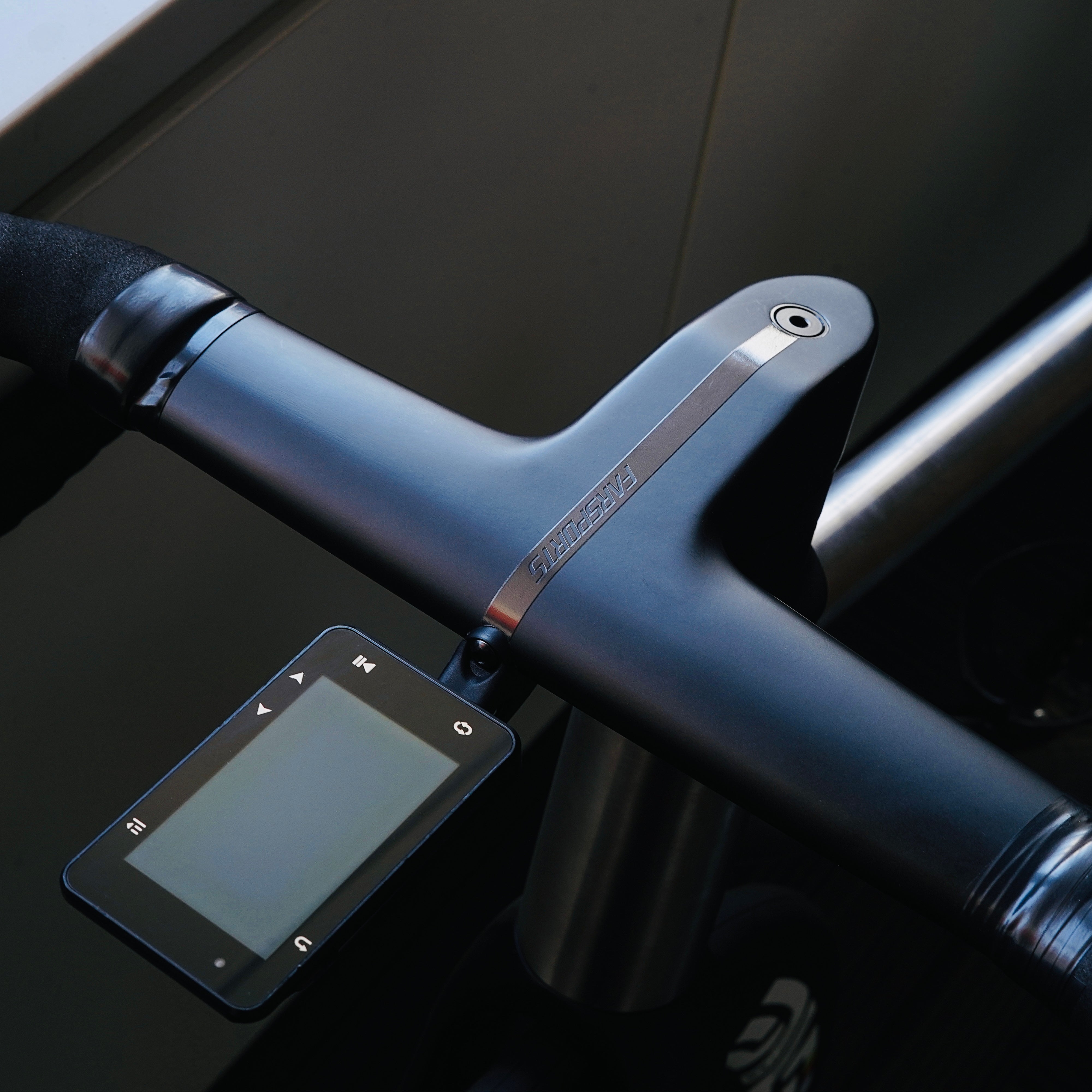 NEW F1 Ultimate Carbon Integrated Handlebar